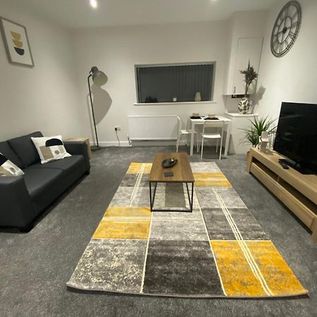 1 Bedroom Apartments In Bolton Town Centre Dış mekan fotoğraf