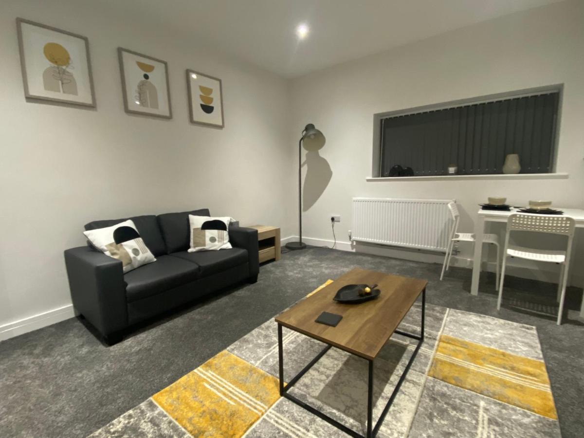 1 Bedroom Apartments In Bolton Town Centre Dış mekan fotoğraf